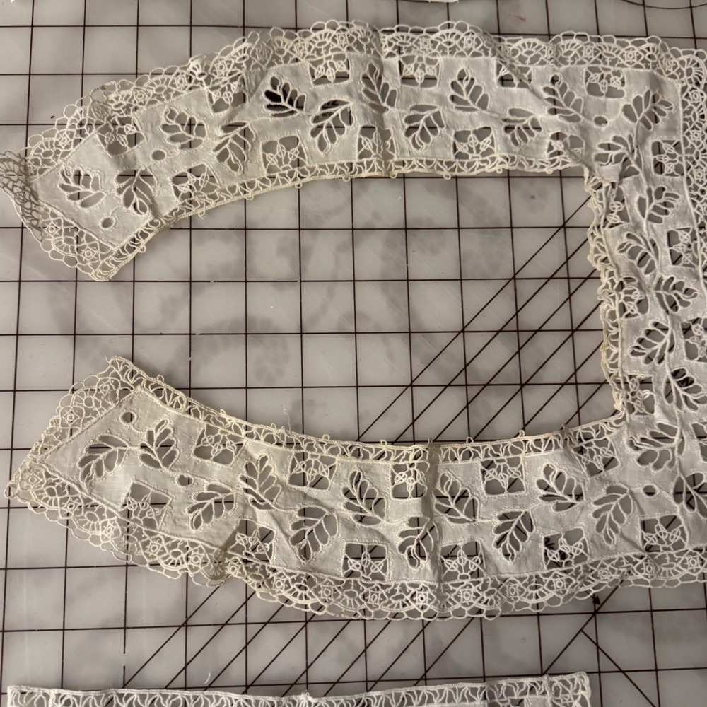 Antique White Lace Collar and Cuff Set Cutwork Floral Embroidery Victorian Style - Picture 10 of 12